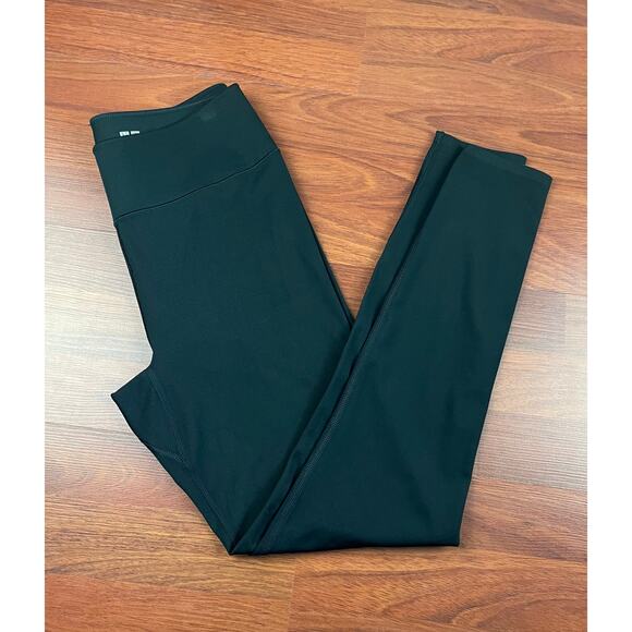 AIRISM Women’s SOFT Black Legging Size Medium NWT - Picture 1 of 7